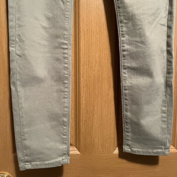 Just Black Denim Modern Classic Skinny Jeans - Picture 3 of 12